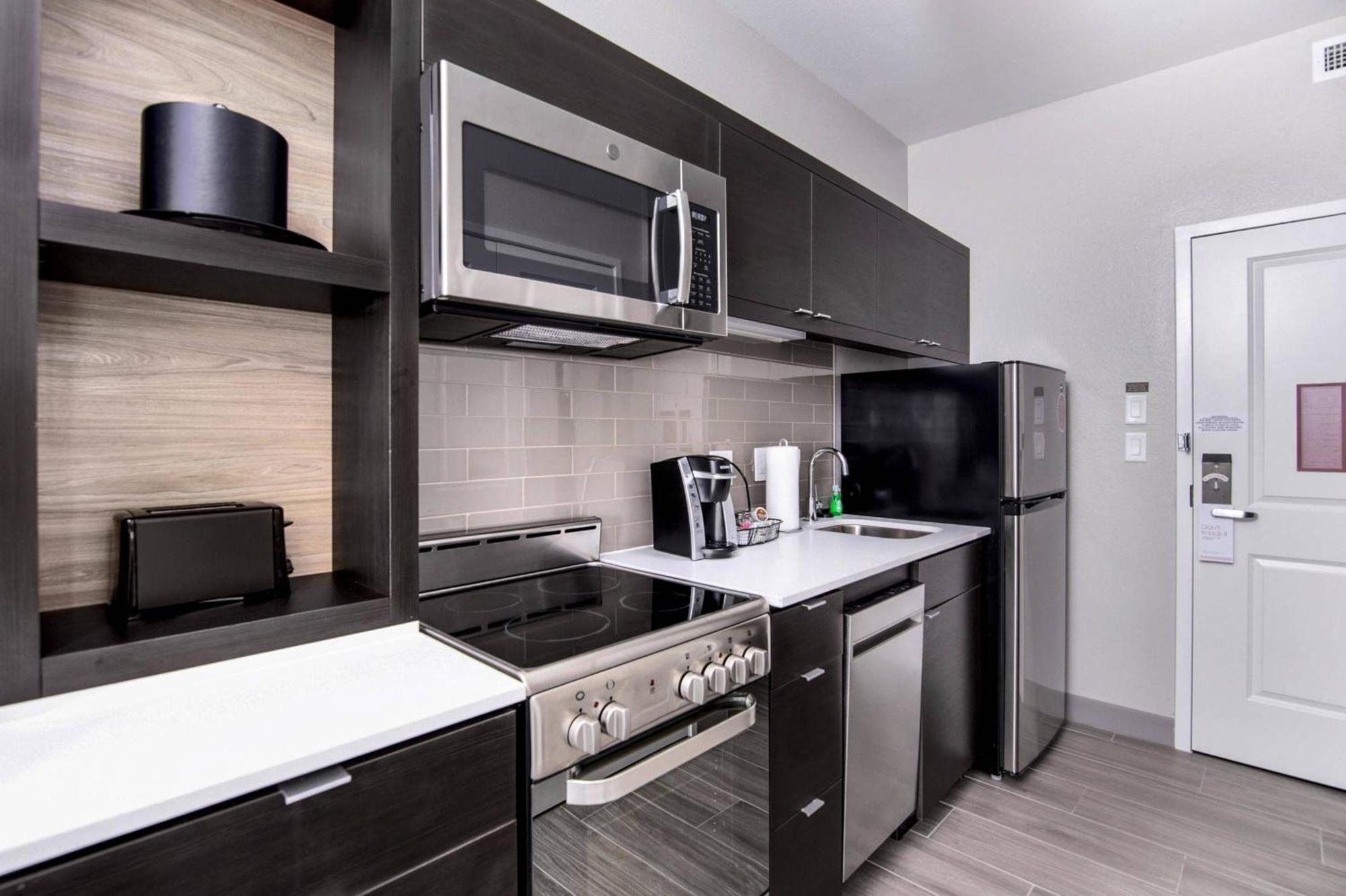 Towneplace By Marriott Hobby Airport Hotel