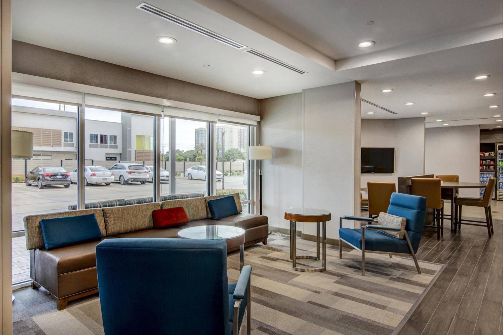 Towneplace By Marriott Hobby Airport Hotel